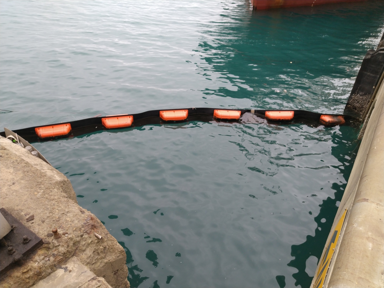 永久固定式攔油索